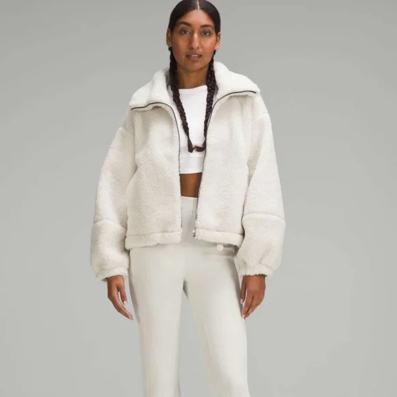 NWT Lululemon Cinchable Fleece Zip-Up